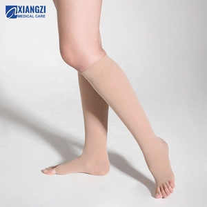 15-20 Mmhg Áp Lực Nhẹ Nhàng Chống Vi Khuẩn Chống Trượt Mở <span class=keywords><strong>Toe</strong></span> Đầu Gối Cao Tốt Nghiệp Vớ Nén Vớ Cho Giảm Chân - Product Image 1