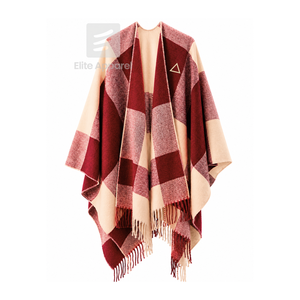 Delta Sigma Personalizado | Capa de la hermandad Theta con logo bordado en la parte delantera, diseño de bloques de color rojo y blanco para ropa griega femenina. - Product Image 1