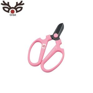 Hecho en Japón SAKAGEN Tijeras de flores para la creación a mano Hoja negra de color rosa - Product Image 1