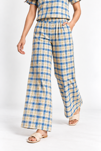 Ensemble coordonné en coton à carreaux pour femme – Chemise à manches courtes boutonnée et pantalon large, tenue deux pièces en coton doux pour l'été et le printemps - Product Image 4