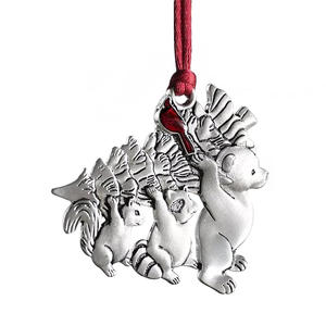 Ornement d'ours suspendu de Noël-Décor d'animal de forêt en peluche ou en feutre pour arbre - Product Image 5