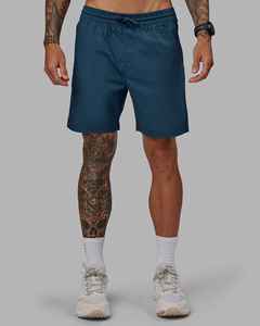 Shorts décontractés pour hommes en polyester tissé 100 % bleu marine à séchage rapide, taille mi-haute avec cordon de serrage – Shorts personnalisés pour hommes, vente en gros - Product Image 4