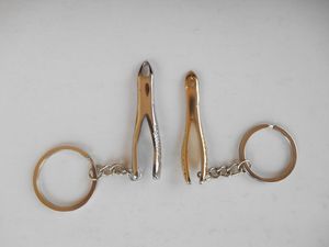 Fórceps de Extracción Dental con Llavero, Acero Inoxidable Dorado, Instrumento Manual, Fuente de Alimentación Manual, Certificado CE, 1 Año de Garantía, Clase I - Product Image 3