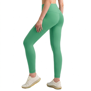Ensembles de sport et fitness pour femmes : Haut de yoga et leggings à séchage rapide, dos élégant, pour la course, vêtements d'été, leggings capri souples. Meilleur fournisseur. - Product Image 1