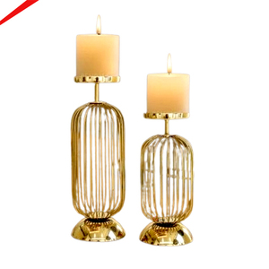 Lanternes à bougies au look royal avec une finition dorée au design unique, utilisées pour la décoration de la maison et les événements de luxe. - Product Image 4