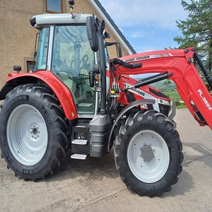 Tracteur agricole fiable Massey Ferguson 5S 125 pour le labour, la culture, le transport et les applications agricoles quotidiennes - Product Image 3