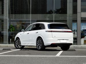 En stock Li L7 SUV électrique à autonomie étendue de taille moyenne à grande Horgos 36 980 $ - Product Image 4