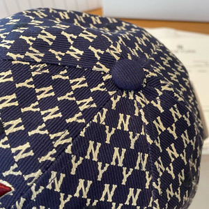 หมวกกีฬาปักโลโก้ตามสั่ง คุณภาพสูง พิมพ์ลายแบบซับลิเมชั่น ผ้าแคนวาสคอตตอน 100% ใส่ได้ทุกเพศทุกวัย สวมใส่สบายทุกฤดู ทรง 6 แผง - Product Image 6