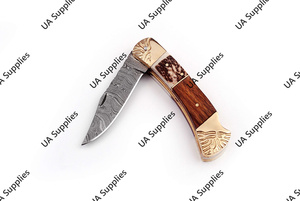 มีดพับด้ามไม้แกะสลักลายเขากวางทองเหลือง พร้อมใบมีดเหล็กดามัสกัสคมกริบ สำหรับตั้งแคมป์กลางแจ้ง บรรจุในซองหนัง รับผลิตแบบ ODM - Product Image 3