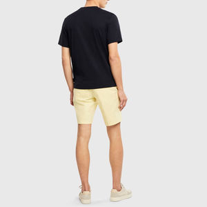 Inventario de camisetas de algodón para hombre de alta calidad, hechas en Pakistán, para un servicio profesional a distribuidores de ropa a nivel global. - Product Image 2