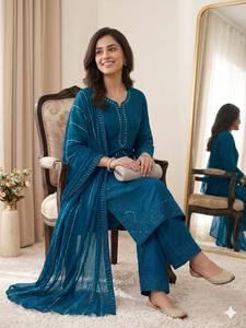 Conjunto de Traje Palazzo Mal Chanderi Elegante Más Vendido con Bordado de Lentejuelas y Espejo Hecho a Mano y Dupatta de Organza Premium - Product Image 4