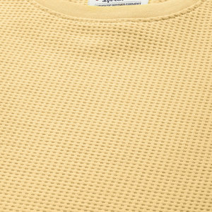 เสื้อยืดแขนยาวผู้ชายสีเหลือง คอโอ ทรงเข้ารูป สวมใส่สบาย สีพื้น ระบายอากาศได้ดี เหมาะสำหรับใส่ทุกวัน - Product Image 6