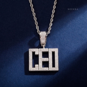 Colgante con Letra CEO Personalizada en Fuente Gruesa - Colgante de Moissanita de Plata 925 Hecho a Mano, Moissanita Color D VVS, Joyería Hip Hop - Product Image 6