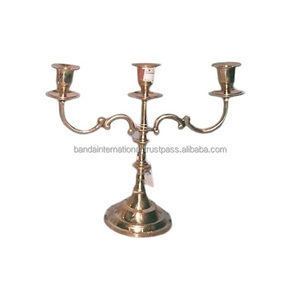 Porte-bougie conique à trois lumières en laiton de haute qualité avec finition dorée pour la décoration de bureau à la maison et pour Noël - Product Image 6