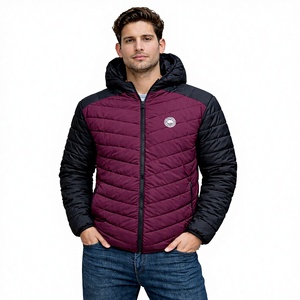 Chaqueta acolchada con capucha para hombre en color burdeos y negro – Prenda de invierno premium, cálida y elegante, protección contra el viento y el frío. - Product Image 1