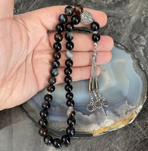 Origin Pulse Misbaha, Vanguard Soul Tasbeeh, Axiom Spirit Sibha, Perles de prière Crested Flow, Outil de Dhikr Aura Bond, Essence Zenith - Product Image 5