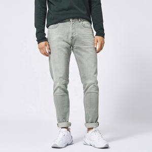 Vente en Gros Jeans pour Hommes Taille Moyenne Personnalisé Droit Hip Hop Écusson Brodé Denim Pantalon High Street Style Tissage Tricoté - Product Image 2