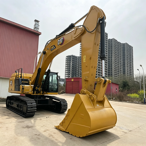 Puissante excavatrice sur chenilles de 49 tonnes 352, moteur robuste, en stock pour les opérations minières et de carrière à haut volume - Product Image 4