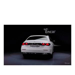 Mercedes-Benz E200 Avantgarde Classe E 2024 avec 24 739 km, conduite à gauche, boîte automatique, caméra de recul - Product Image 4