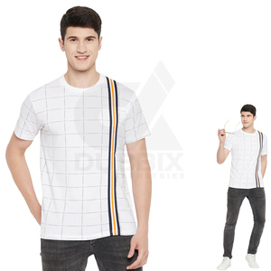 เสื้อยืดแขนสั้นพิมพ์ลายสปอร์ตสำหรับผู้ชาย พรีเมียม โพลีเอสเตอร์ 100% เป็นมิตรกับสิ่งแวดล้อม คอกลม ทรงหลวม - Product Image 4