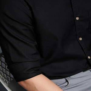 Prendas de punto de talla grande personalizadas con botones de manga corta de algodón de verano para hombre con logotipo, tejido suave transpirable - Product Image 1