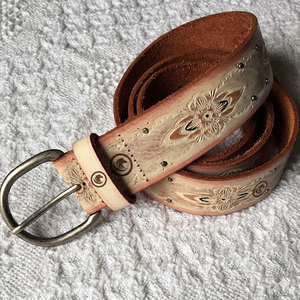 <b>Tooled</b> leather belt vintage <b>engraved</b> design floral artwork rustic western style waist strap casual fashion accessory unisex - Product Image 2