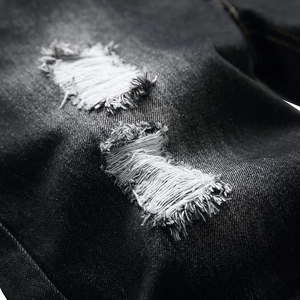 Shorts en jean déchirés tendance style urbain pour hommes – Design estival graffiti, coupe droite ample, jorts en jean déchirés - Product Image 4