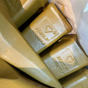 Diente de Cuchara 4T5502TLF para Excavadora Caterpillar, Penetración de Roca de Alta Resistencia - Product Image 1