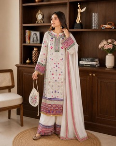 Ensemble Salwar Kameez brodé pour femme avec dupatta, bordure florale, manches longues, en coton/fibre de bambou, tenue de soirée 83392, vente en gros - Product Image 3