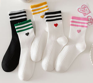 Calcetines de Invierno Unisex Personalizados - 100% Algodón Antibacteriano de Secado Rápido con Diseño Deportivo Informal y de Dibujos Animados para Deportes y Uso Diario - Product Image 2