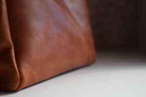 Bolso de Mano de Cuero para Mujer, Muy Atractivo, Impermeable, Clásico, Duradero, Moderno, Cómodo, Disponible en Todos los Tamaños - Product Image 6