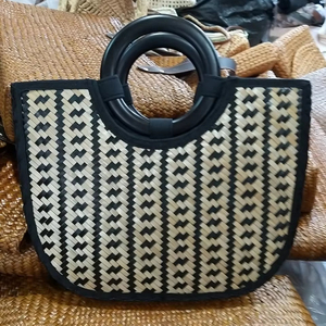 โรงงานเวียดนาม กระเป๋าหวายทรงกลม ทำมือ กระเป๋าสานธรรมชาติ ผู้ผลิตขายส่ง ส่งออก - Product Image 1