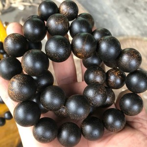 Pulsera de cuentas redondas de madera de Oud (Agarwood) negra natural Dai Binh, 8mm, 10mm, 12mm, 15mm, 18mm, Joyería Budista - Product Image 6