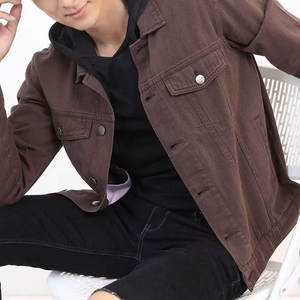 แจ็คเก็ตเดนิมสีน้ำตาลแบบสั่งทำพิเศษ กระเป๋าปิดแบบคู่ที่อก ปิดด้วยกระดุมแบบคลาสสิก เสื้อคลุมสำหรับร้านค้าในสหรัฐอเมริกา สหราชอาณาจักร ยุโรป เหมาะสำหรับสวมใส่ในชีวิตประจำวัน - Product Image 4