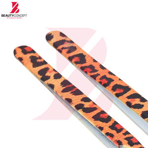 Pinces à cils personnalisées à motifs imprimés, ensemble de pinces à cils professionnelles en acier inoxydable à pointe en fibre pour volume avec embouts plaqués or - Product Image 5