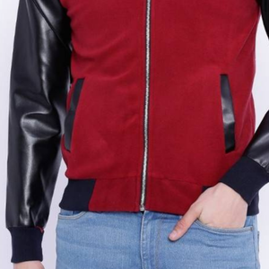Chaqueta Varsity Roja para Hombre con Mangas de Cuero PU Negro, Cierre de Cremallera Frontal, Chaqueta Bomber Informal para Otoño - Product Image 4