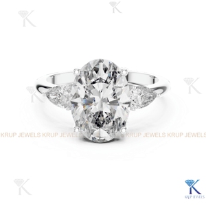 Anillo de compromiso de tres piedras con diamantes CVD cultivados en laboratorio, corte ovalado y marquesa, oro macizo - Product Image 4
