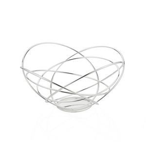 Cesta de frutas decorativa de metal de calidad superior con acabado plateado antiguo y base de malla para una mejor circulación del aire y almacenamiento. - Product Image 1