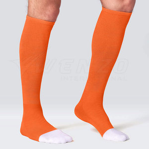 Chaussettes de football sur mesure, qualité supérieure, équipement sportif d'équipe, ajustement confortable et compressif pour les clubs de football et l'entraînement - Product Image 3