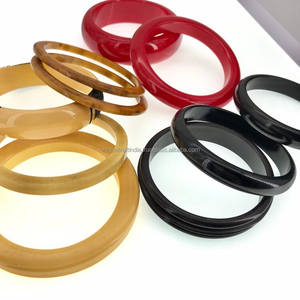 Bracelets simples en résine brillante | | Plusieurs couleurs disponibles, bijoux élégants faits à la main pour les femmes, parfaits pour un usage quotidien | | - Product Image 3