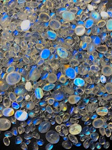 Lot de cabochons en pierre de lune arc-en-ciel, blancs avec reflets bleus, calibrés, pierres précieuses naturelles en vrac pour la création de bijoux - Product Image 2