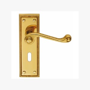 Poignée de porte traditionnelle en laiton la plus vendue avec un design à bordure en corde pour portes intérieures et extérieures, disponible à un bon prix - Product Image 2