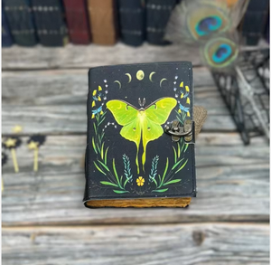 Journal en cuir véritable fait main avec motif papillon vert, cadran à cadenas vintage, carnet rechargeable, carnet de voyage, carnet de croquis - Product Image 3