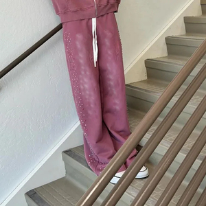 กางเกงขาบานสำหรับผู้ชายทำจากผ้าคอตตอนสไตล์ลำลองระบายอากาศได้ดีแห้งเร็วกางเกงซับเหงื่อพร้อมหิน - Product Image 2