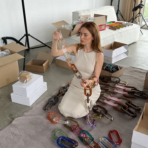 งานประติมากรรมเรซิ่นรูปทรงโซ่ ศิลปะตกแต่งบ้าน รูปทรงไม่สม่ำเสมอ แฟชั่น ของตกแต่งบ้าน กันน้ำ งานแฮนด์เมด คอลเลคชั่น THC-4104 - Product Image 1