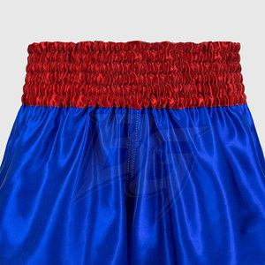 Shorts de compétition Muay Thai de qualité supérieure au design traditionnel, respirants, à séchage rapide, en satin/polyester contrastant pour le kickboxing - Product Image 3