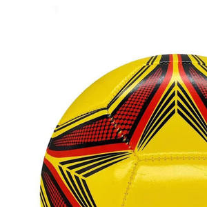 Balón de Fútbol Cosido a Mano de la Mejor Calidad, Talla 5, Estilo Clásico, Ligero, Duradero, para Uso en Interiores/Exteriores, Hecho en Pakistán - Product Image 4