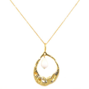 Collar de Cadena Chapado en Oro de 24K y Plata con Colgante de Ágata Blanca en Forma de Luna, Diseño Premium, Cristal Curativo, Joyería para Mujer - Product Image 1