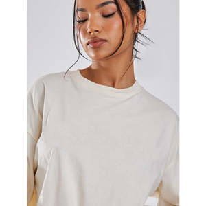 Camiseta Básica de Algodón Suave para Mujer, Color Beige Claro, Corte Regular, Ecológica, Transpirable, Lisa, de Manga Corta y Cuello Redondo para Uso Diario - Product Image 3