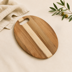 Planche à découper ovale en bois d'acacia naturel de qualité supérieure avec poignée intégrée, réversible, écologique, pour couper et servir - Product Image 4